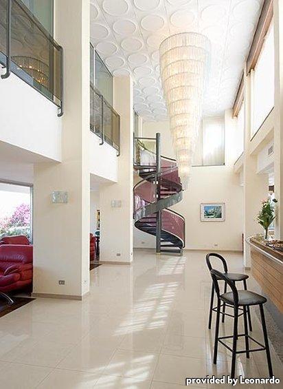 Hr Hotel Modugno
