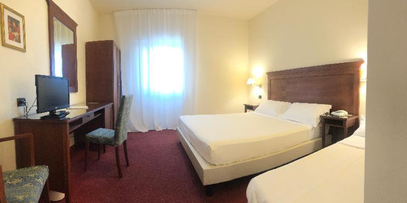 Hotel Hr 4*