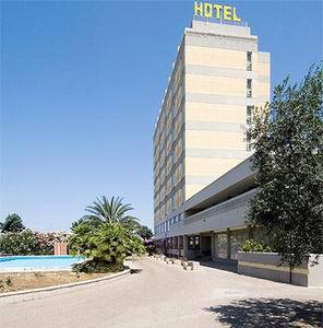 Hotel Hr 4*
